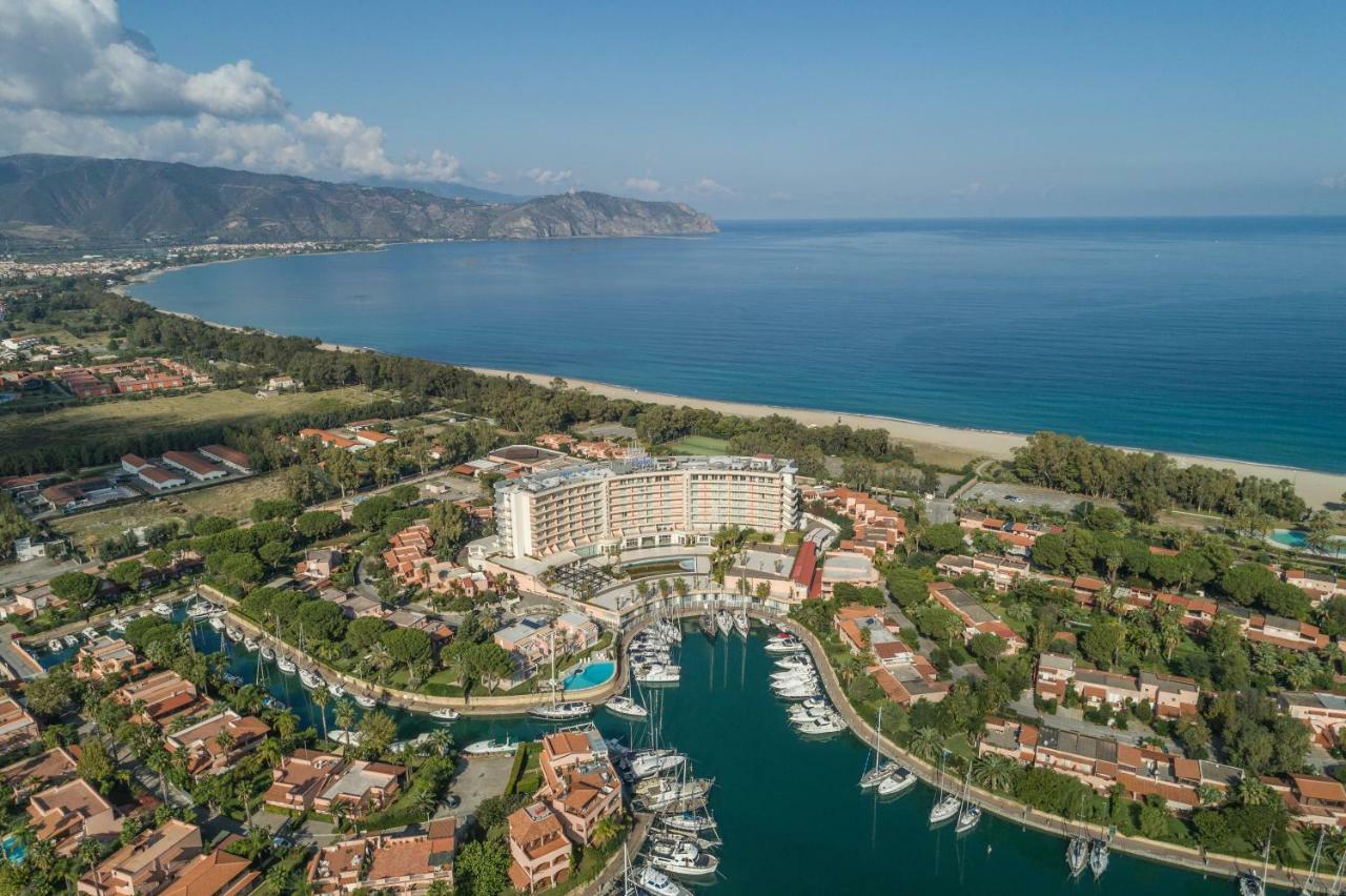 Residence Delfino, Portorosa Furnari Dış mekan fotoğraf