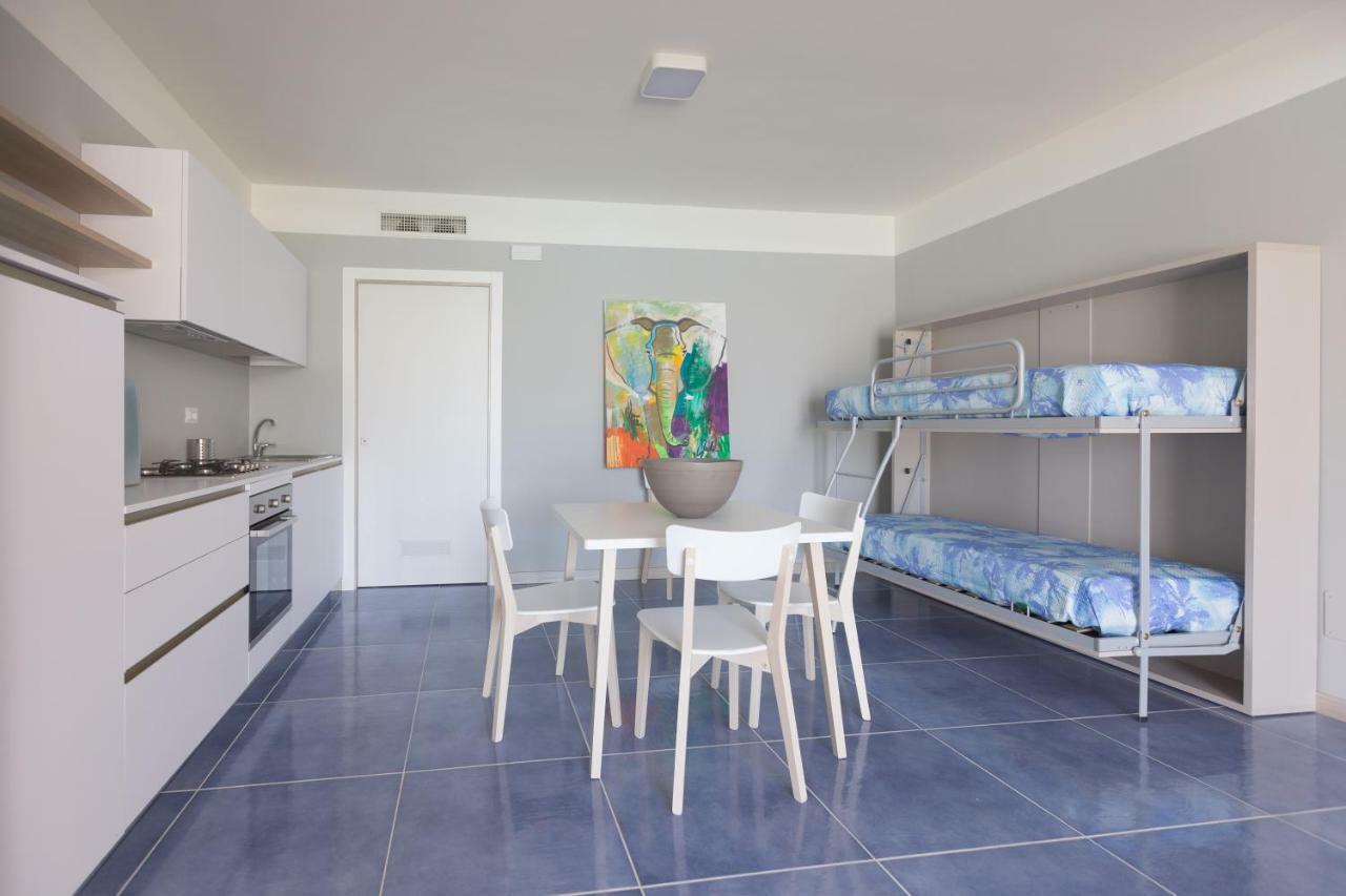 Residence Delfino, Portorosa Furnari Dış mekan fotoğraf