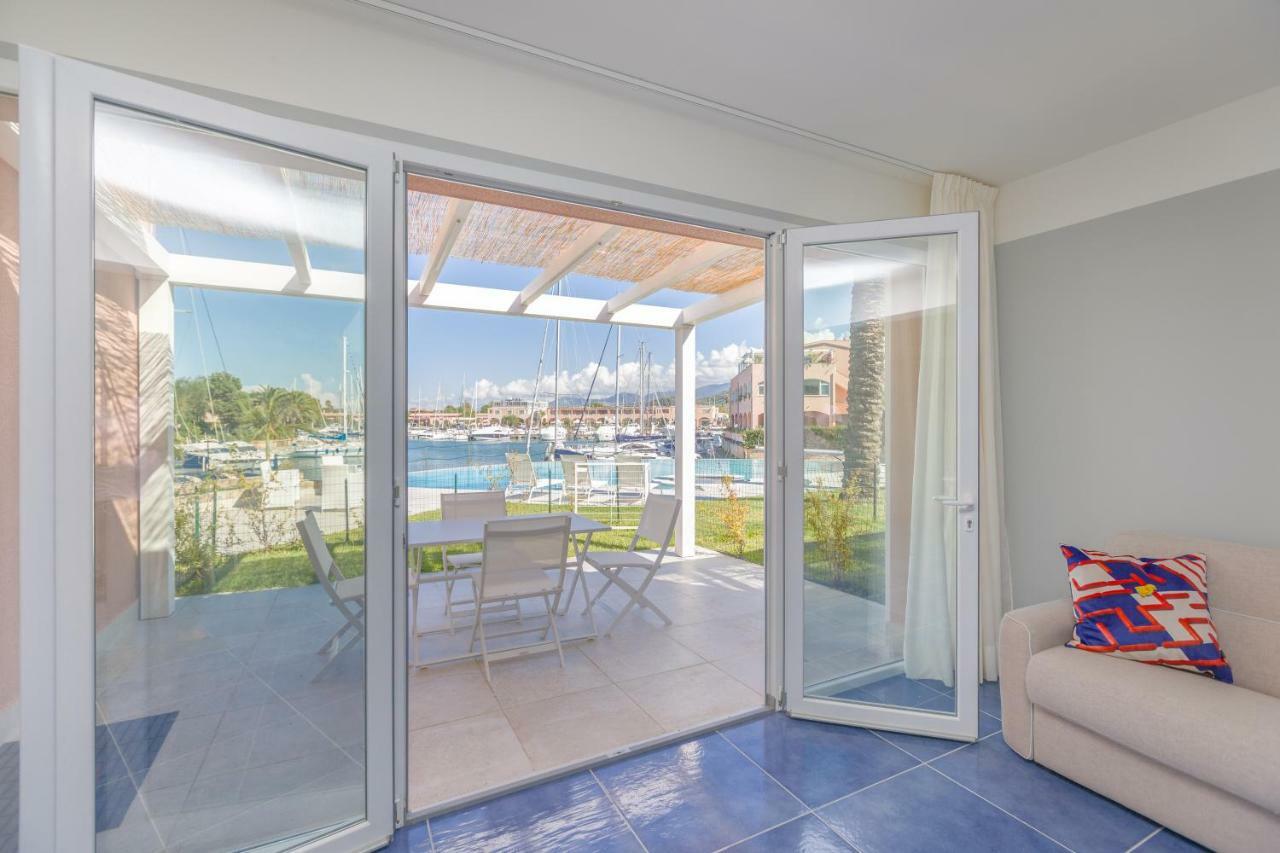 Residence Delfino, Portorosa Furnari Dış mekan fotoğraf