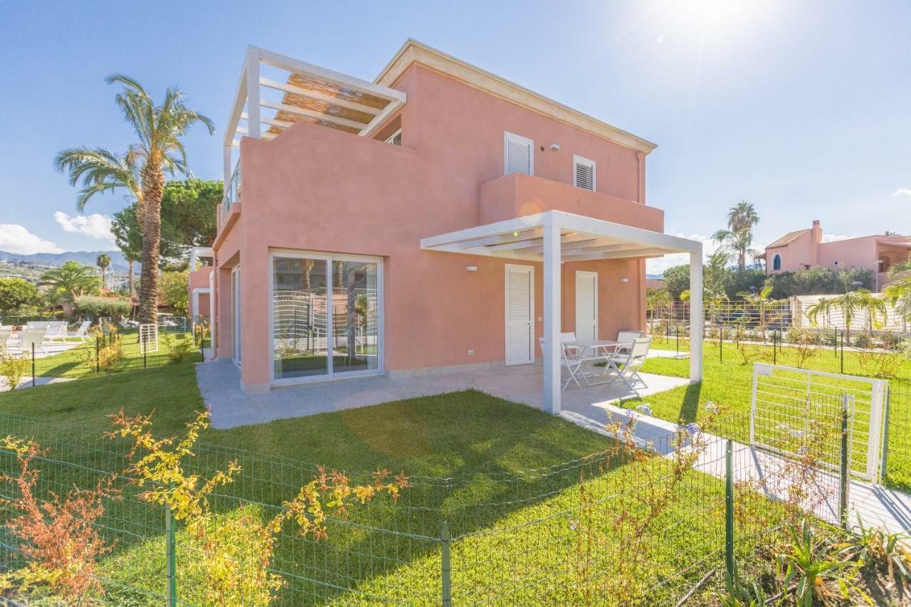Residence Delfino, Portorosa Furnari Dış mekan fotoğraf
